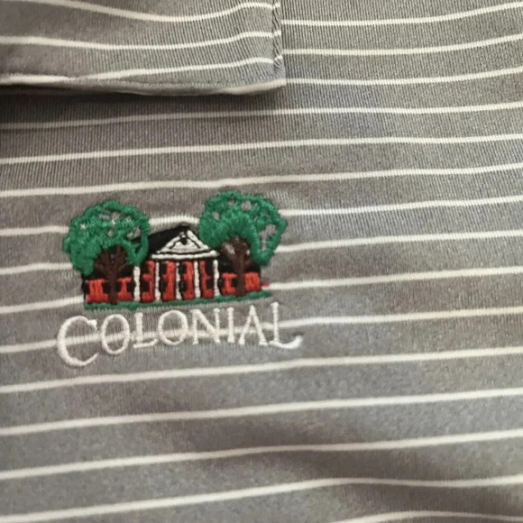 UNDER ARMOUR Heatgear Polo Shirt COLONIAL  Logo  Golf YXL Gray And White - Picture 2 of 5